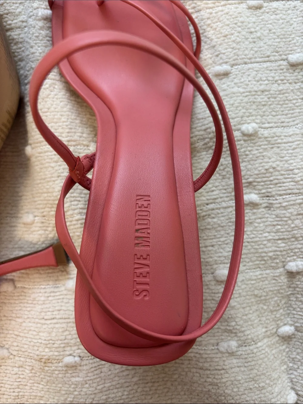 Locke heels - Picture 2 of 3